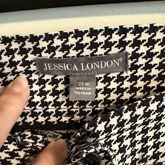 Jessica London Monochrome Checkered Women's Trousers - Picture 4 of 8